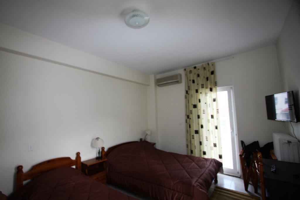 Miloi Rooms And Apartments Exterior photo