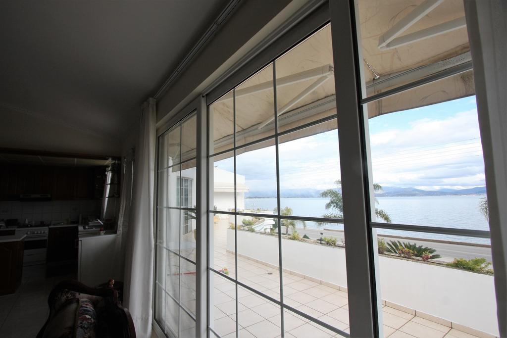 Miloi Rooms And Apartments Exterior photo