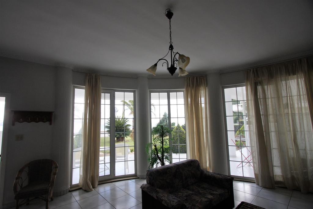 Miloi Rooms And Apartments Exterior photo